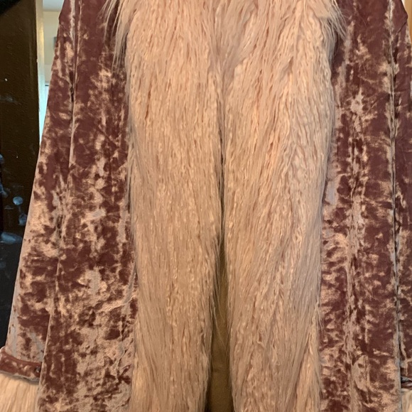 Lux Muse Coat - Picture 7 of 12